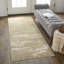 Tapis beige tissé à la machine Milomir-248300079