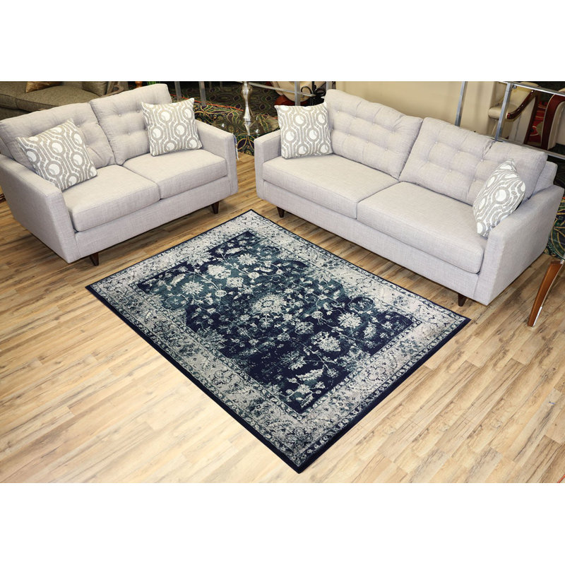 Distressed Mahal Oriental Area Rug 5' x7'