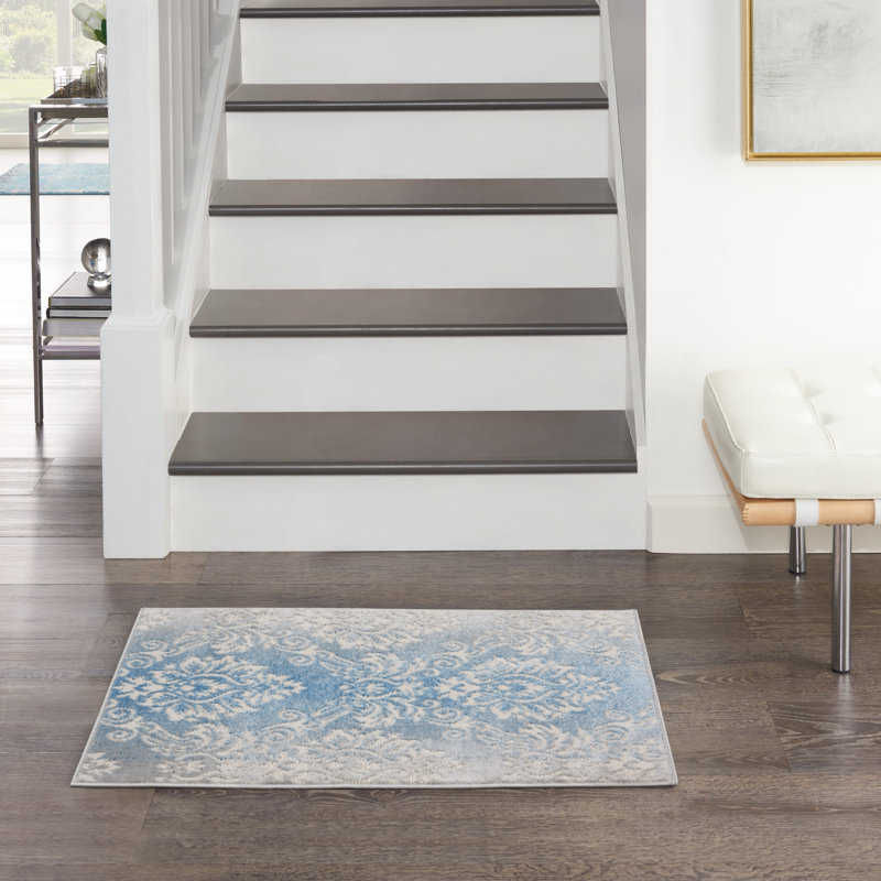Gricell Damask Indoor Rug, Rectangle 2' x 3'
