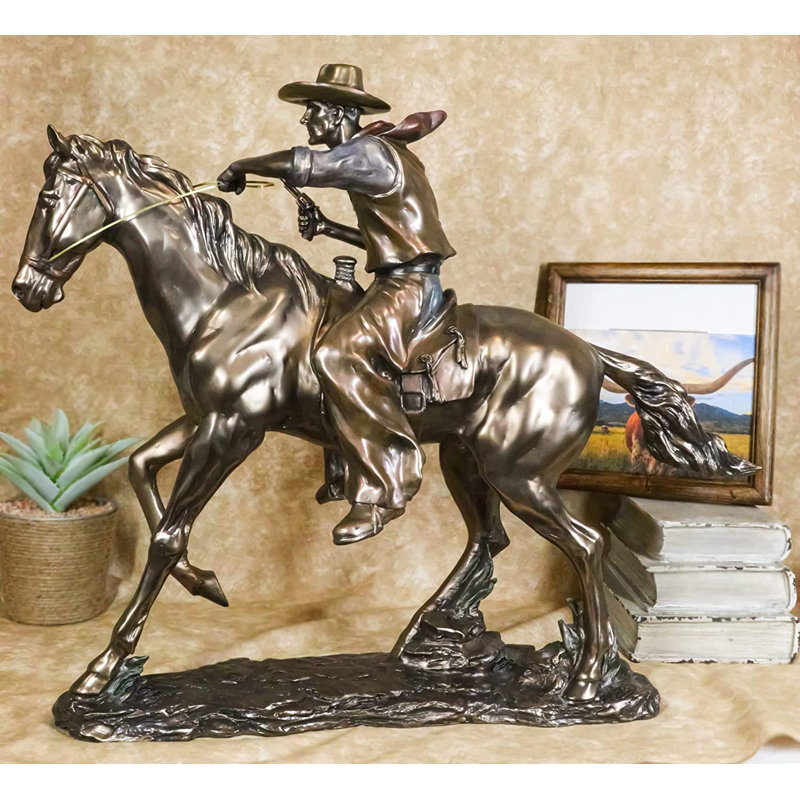 Reja People Figurines & Sculptures