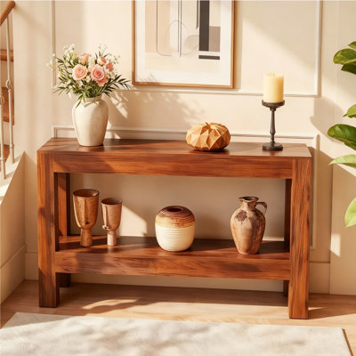 Console de style moderne en bois massif.