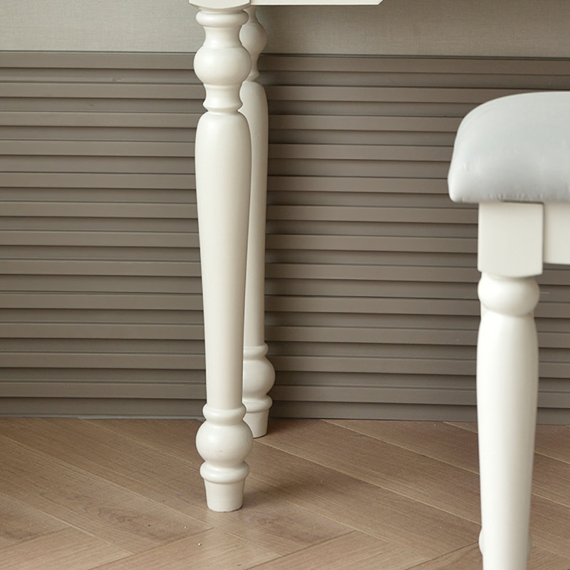 Ailanie Vanity, White