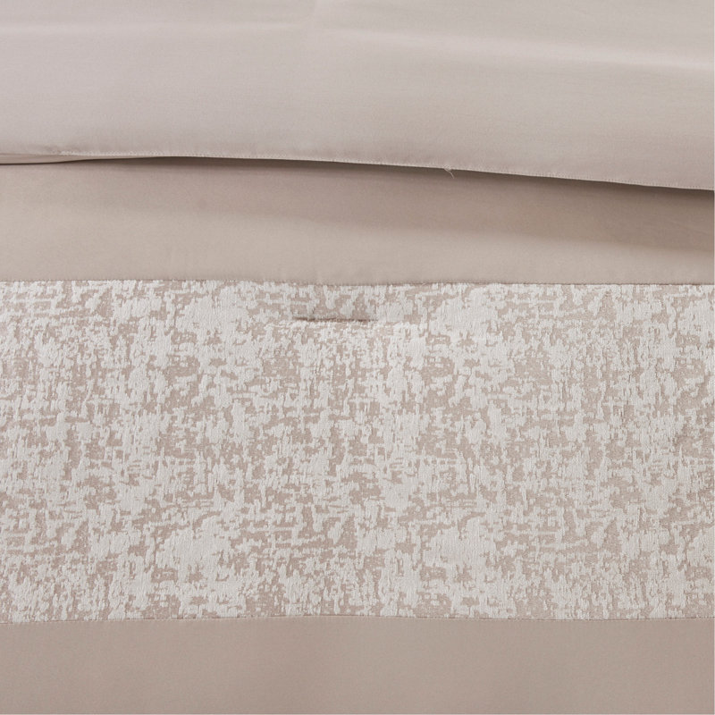 Ensemble d'édredon luxueux en jacquard chenille avec motif texturé 3D, coussins hypoallergéniques et broderie élégante pour très grand / très grand lit californien