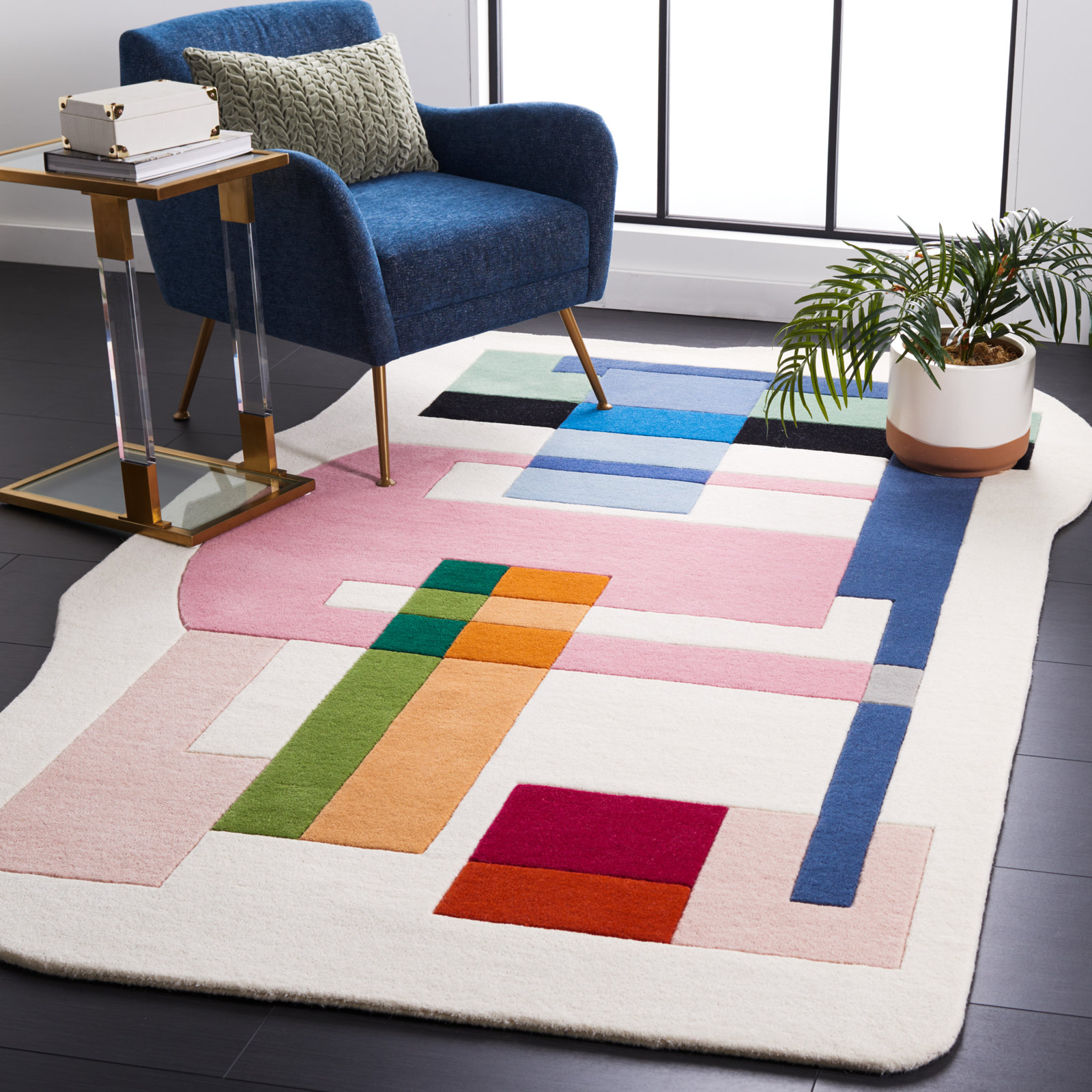 Daylin Ivory Pink Hand-Woven Abstract Rug, Rectangle 5' x 8'