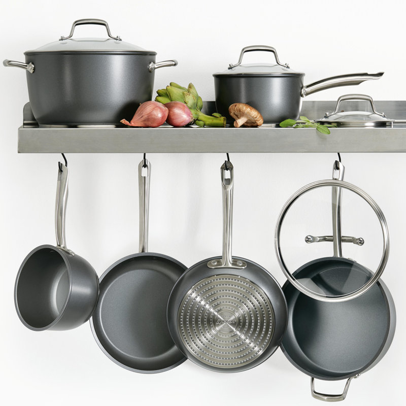 Anolon Accolade Forged Hard Anodized Nonstick Induction Sauce Pan with Lid, 2.5 Quart