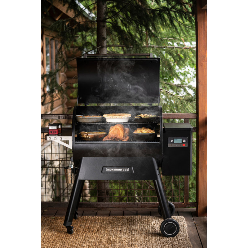 Traeger Ironwood 885 Wood Pellet Grill