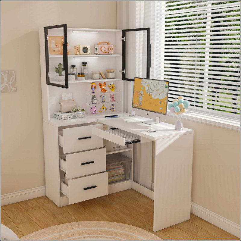 Bureau d'ordinateur avec armoires en verre et lumières DEL intégrées, bureau de coin en L avec ports de chargement USB, plateau à clavier, conception ergonomique pour les espaces de travail à domicile et en entreprise