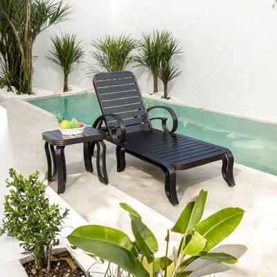 Chaise longue d'extérieur en aluminium