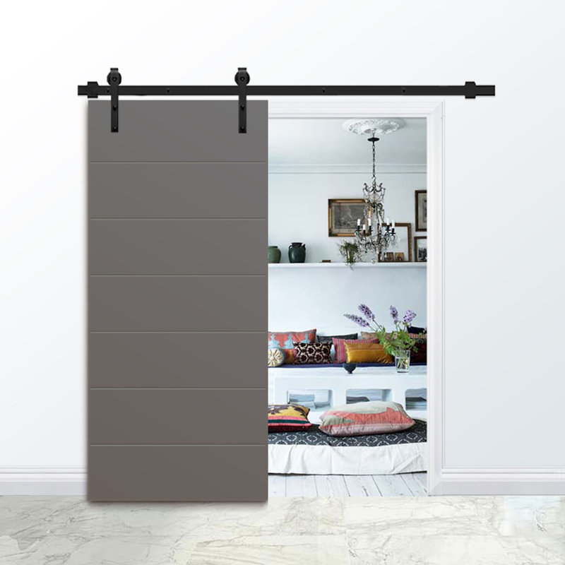 Porte de grange à panneaux creux peinte avec quincaillerie d'installation, H 80 po x l 28 po, Gris clair, Noir mat