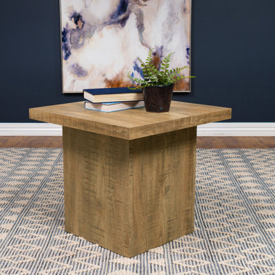 Table de bout carrée Mango, lignes épurées et stable, idéale pour l'espace de vie, bois d'ingénierie de couleur profonde de 23,5 pouces, conception à profil bas, pièce de présentation