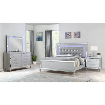 Sterling Full 4 PC LED Bedroom Set Made With Wood In Silver Color