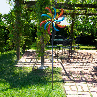 Huette Weather Resistant Metal Abstract Rotator
