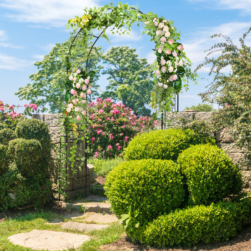 Tonnelle de jardin en forme de pergola en métal 7,9 pi avec motif élégant et dessus en arc