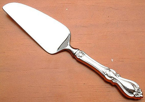 Towle Silversmiths Sterling Silver Queen Elizabeth Cheese Serving Knife