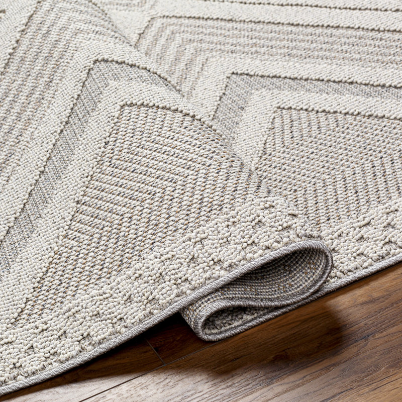 Geometric Indoor / Outdoor Rug, Runner 2'7" x 7'3"