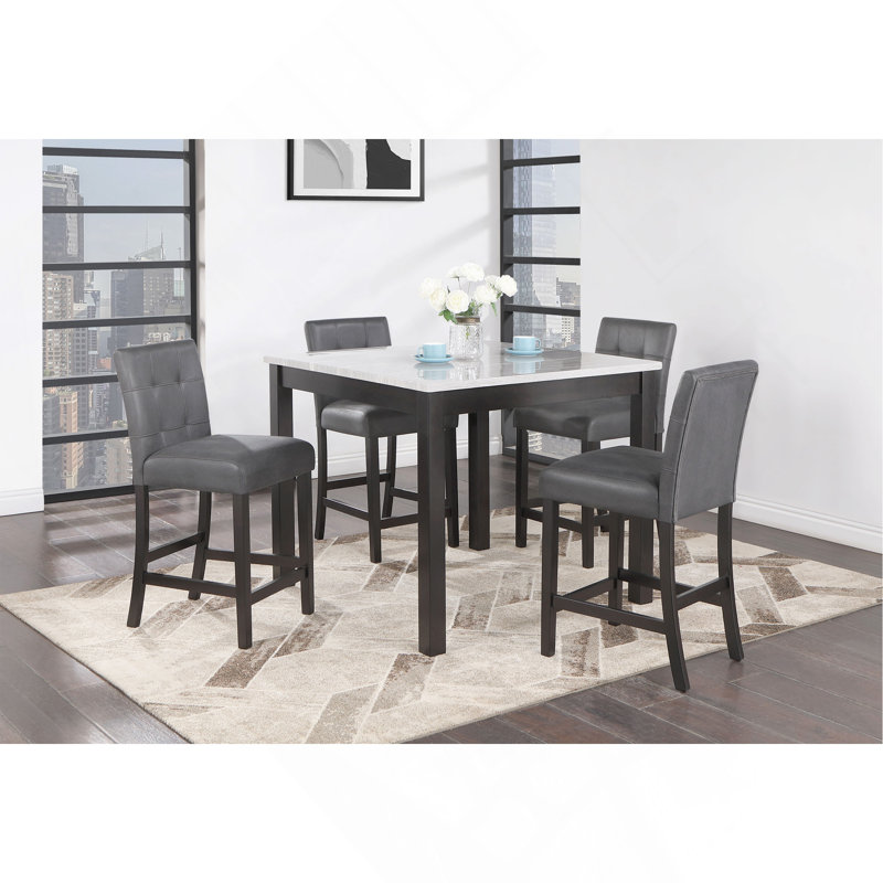 Bar Table And 4 Bar Stools