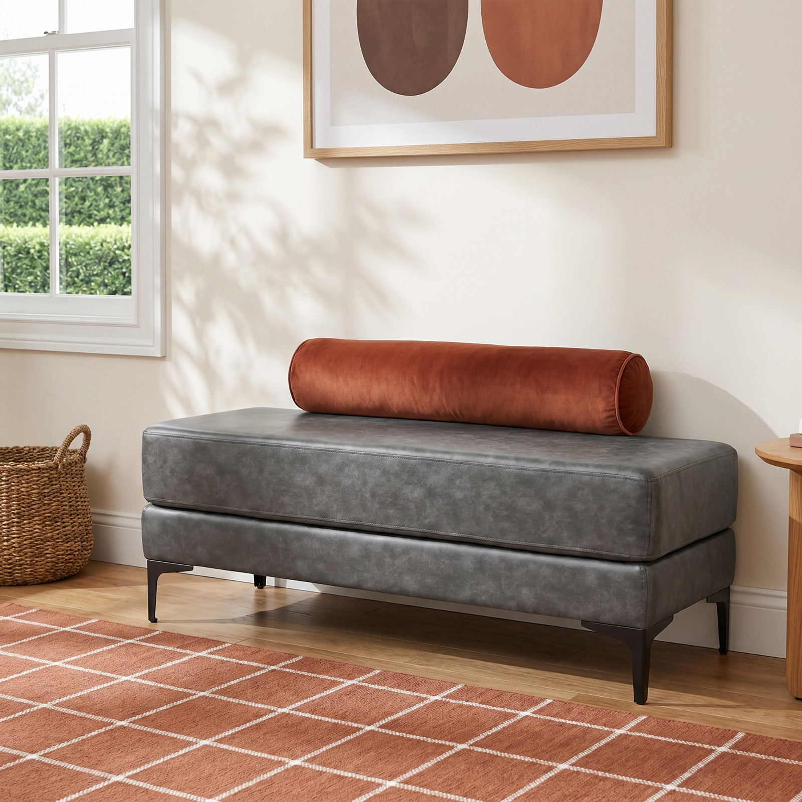 Lennie Bench, Gray