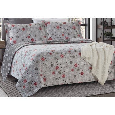 Skyler Utilitarian Quilt