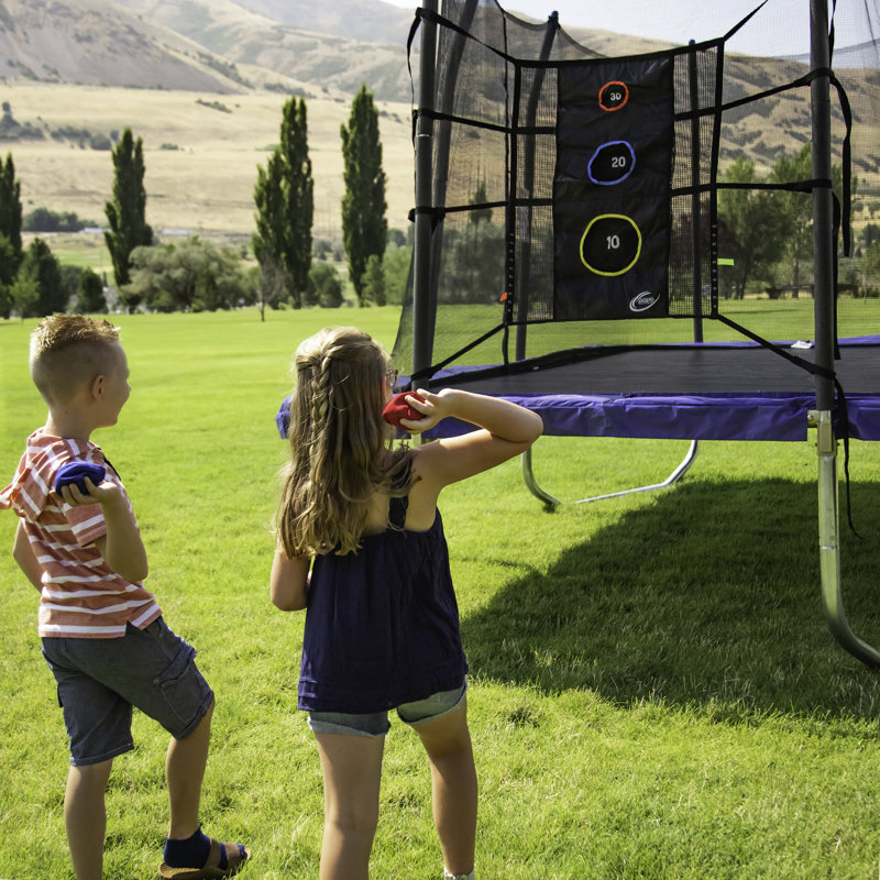 Ensemble de trampolines Skywalker avec jeux de rebond et triple lancer