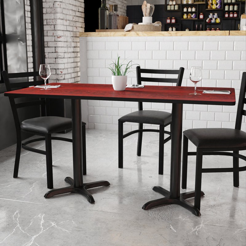 Plateau de table rectangulaire en stratifié Jacobsen de 30 po x 60 po avec bases de hauteur de table de 22 po x 22 po, Acajou