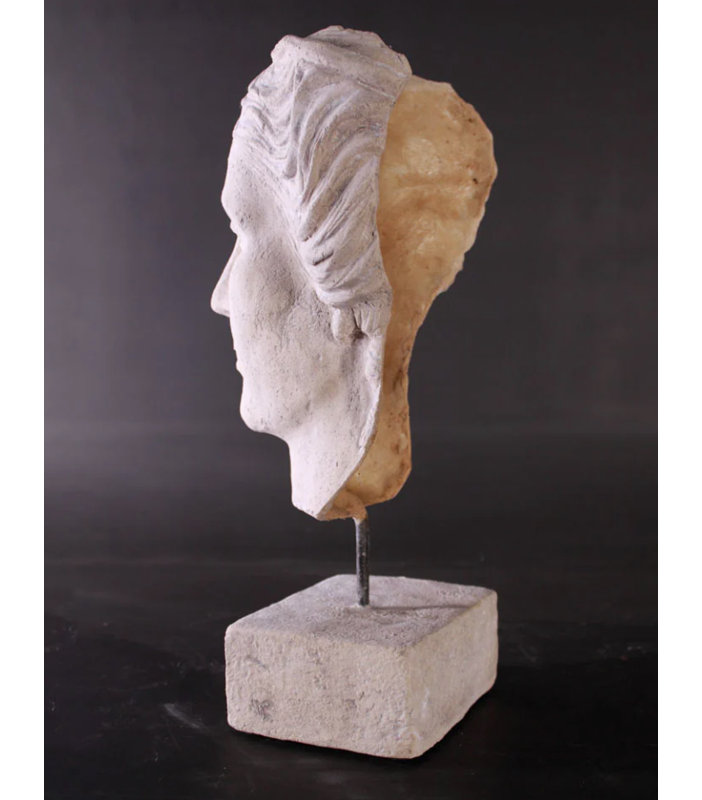 Statue tête d'Aphrodite sur base