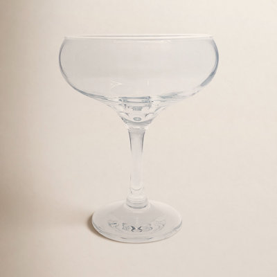 Fine Line Coupe Glass