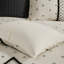 Très grand / très grand édredon. Mélange de coton et de lin. Look moderne. Imprimé à losanges noirs avec bordure. Texture naturelle. Facile à laver et très grand. Décor. Imprimé. Chenille texturée. Lavable-121231962