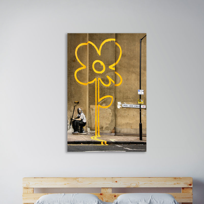 « yellow lines fleur peintre », reproduction d’impression sur toile tendue, H 36 po x l 24 po x P 1,5 po