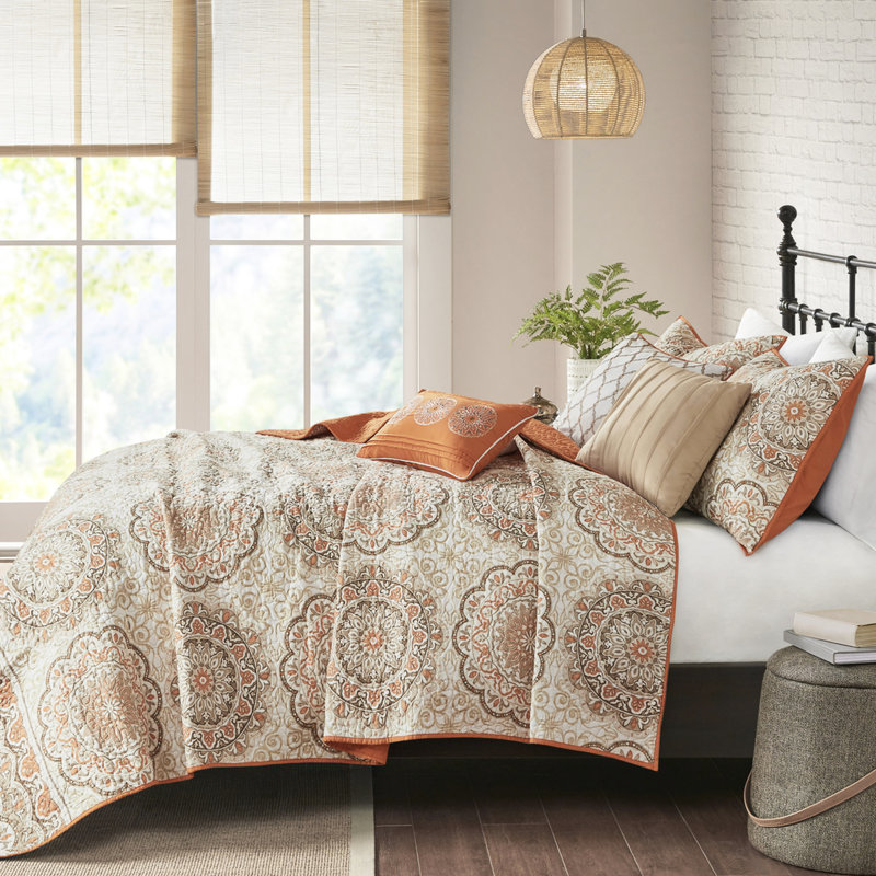 Courtepointe réversible 6 pièces orange - très grand / très grand, style médaillon floral, coussins brodés, 3 taies décoratives et 2 coussins très grand, microfibre, lavable à la machine