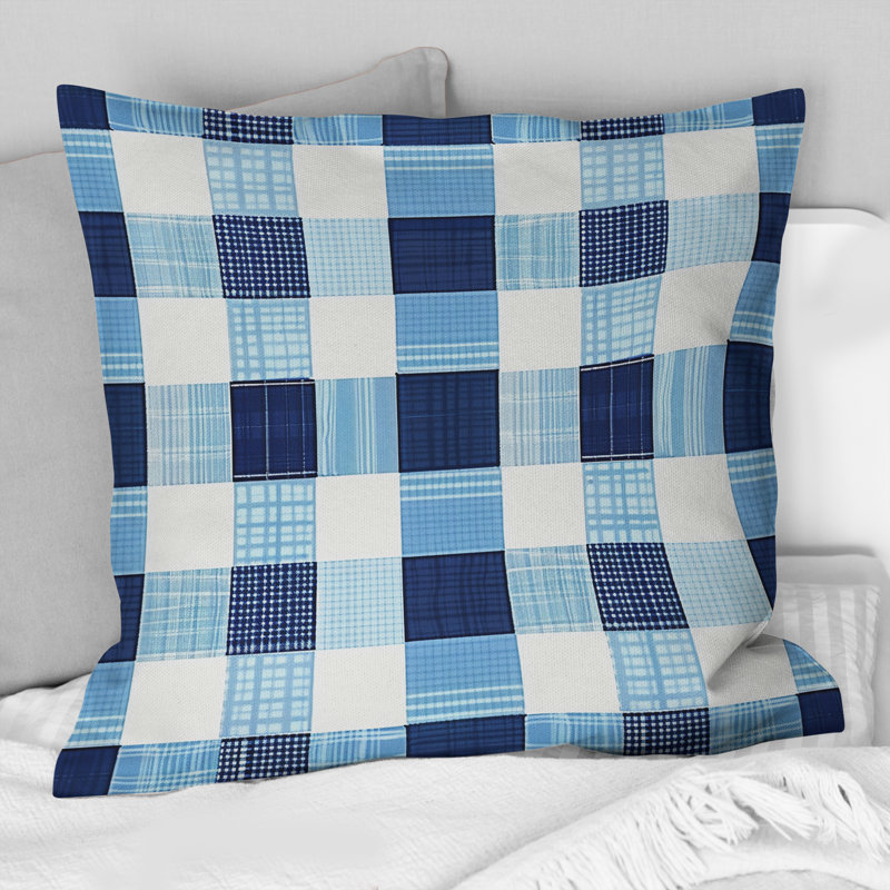 Imprimé vichy bleu et blanc I - coussin décoratif moderne, H 18 po x l 18 po