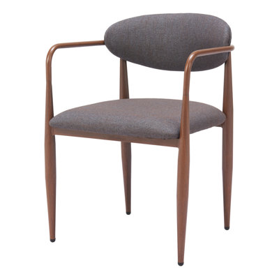 Ensemble de deux chaises de salle à manger avec accoudoirs, revêtement en bois et tissu gris et brun, dossier ouvert.
