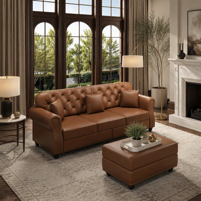Canapé Chesterfield 82,6 po rembourré en similicuir avec garniture cloutée et accoudoirs roulés, canapé Chesterfield moderne de style Mid-Century capitonné avec boutons, brun