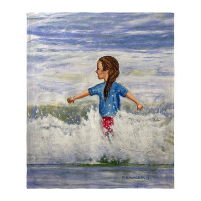 Jeté Girl in Surf