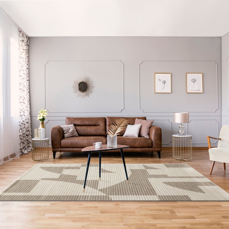 Tapis intérieur en polyester beige / taupe Wrought Studio ™ Motilaal, Rectangle 7 pi 10,49 po x 9 pi 10,11 po