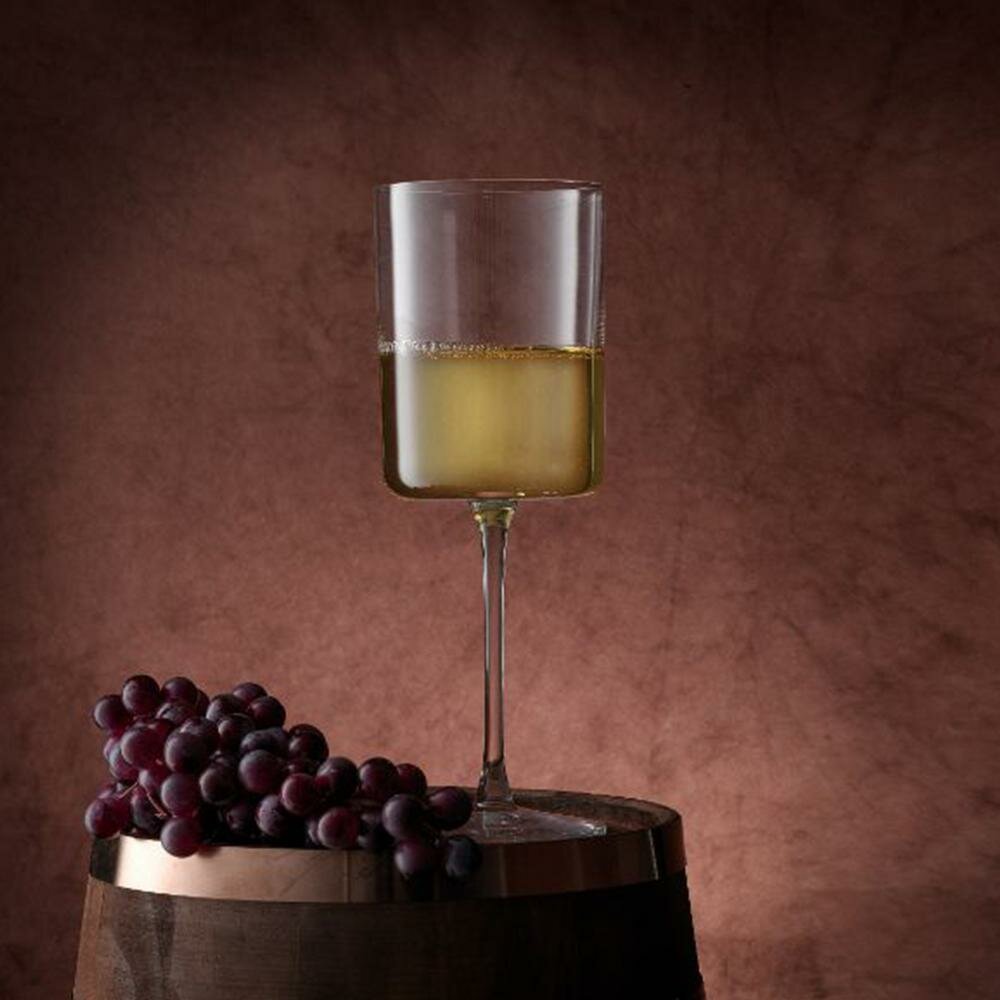 https://assets.wfcdn.com/im/56955073/compr-r85/1172/117282347/joyjolt-claire-2-piece-crystal-red-wine-glass-stemware-set.jpg