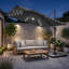 Parasol de patio en porte-à-faux décalé de 10 pi, guirlandes lumineuses à DEL à énergie solaire, auvent imperméable UV50 + et cadre antirouille, convient au bord de la piscine, au jardin-153187798