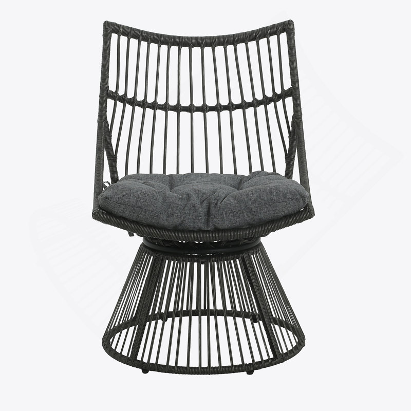 CHAISE