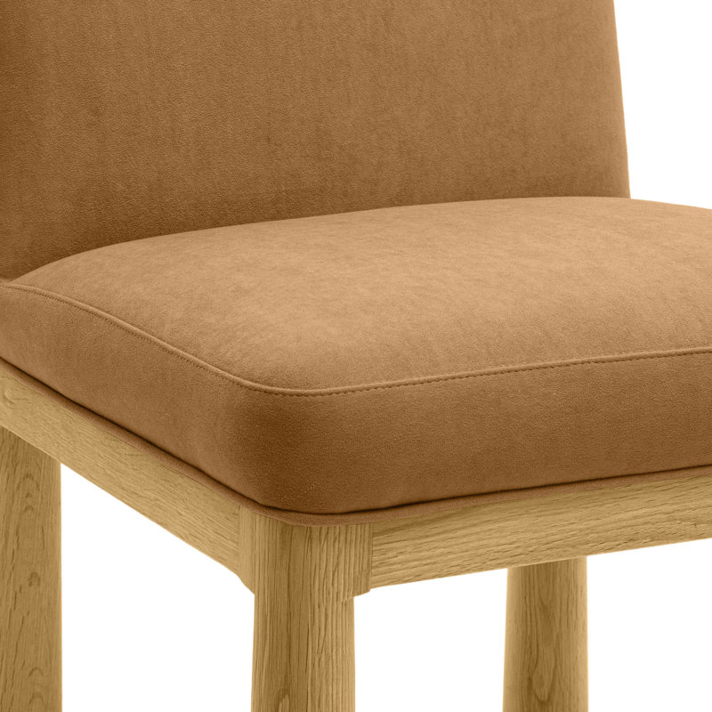 Chaise en velours Clesha Johansen, Cognac