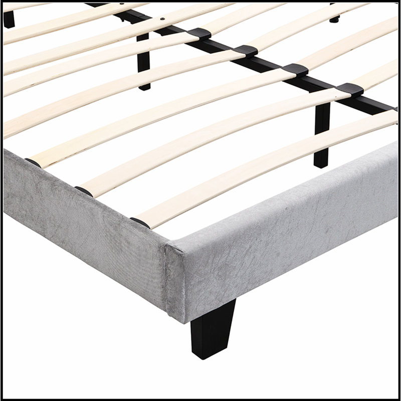 Lit plateforme capitonné à boutons avec lumières DEL et support en lattes de bois massif, assemblage facile, velours gris clair