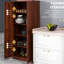 Armoire de 63 po avec rangement autoportant brun clair. 5 tablettes réglables pour optimiser l'espace de rangement dans la salle à manger. 2