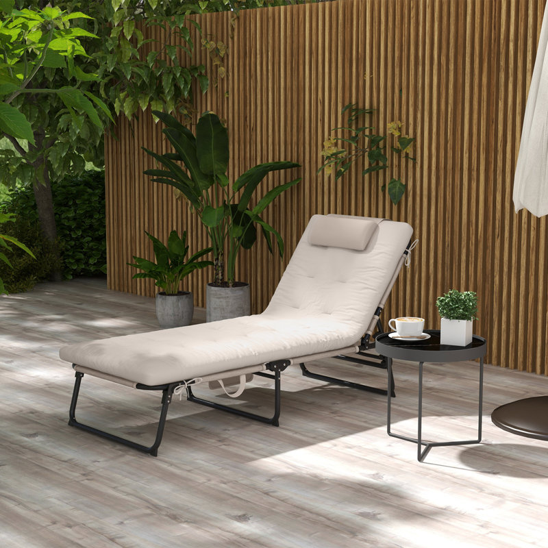 Chaise longue d'extérieur en acier Shumeka, Beige