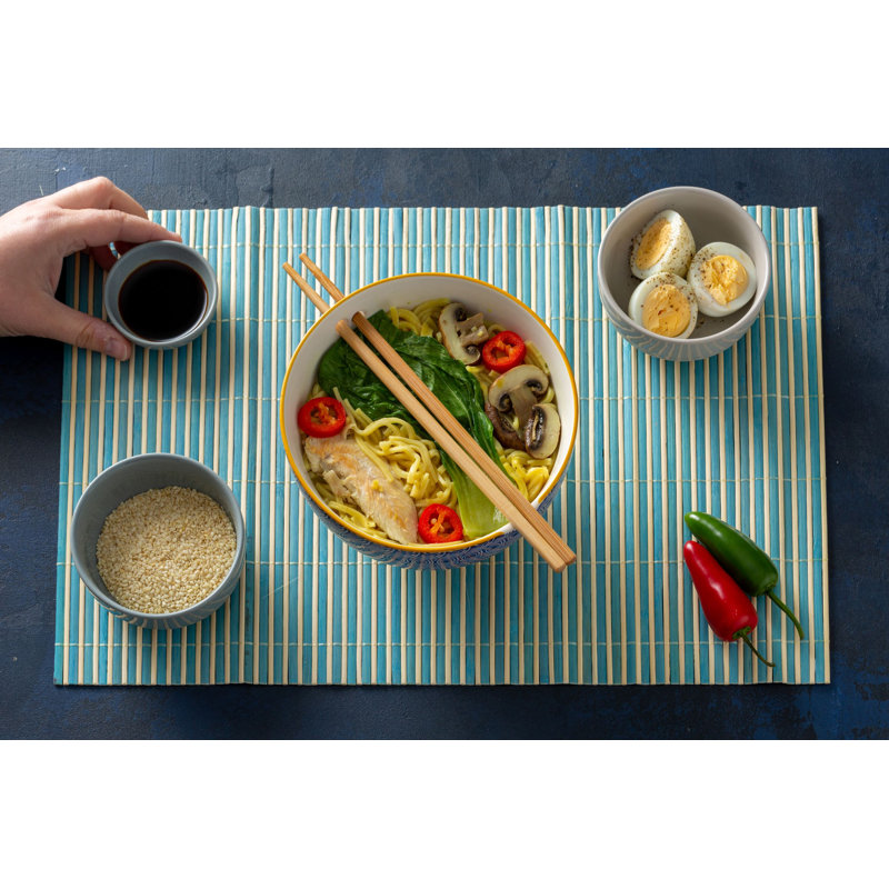 World Foods Noodle Bowl with Chopsticks 16.5cm