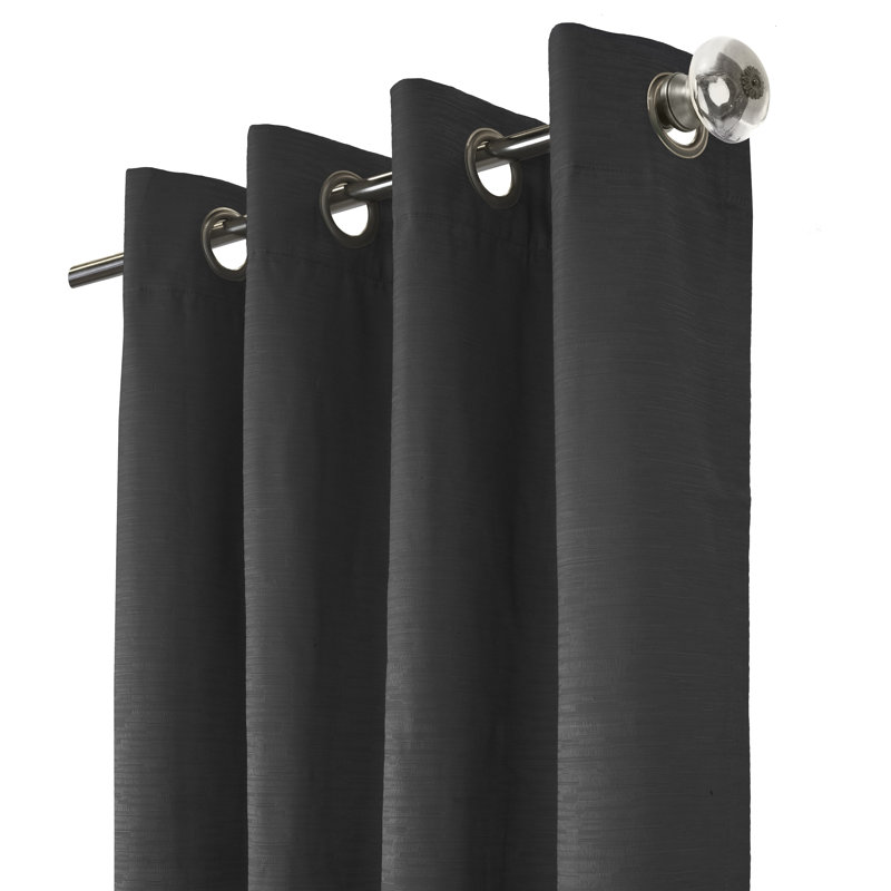 Panneau de rideau simple occultant avec œillets Danamarie, l 52 po x L 95 po, Noir