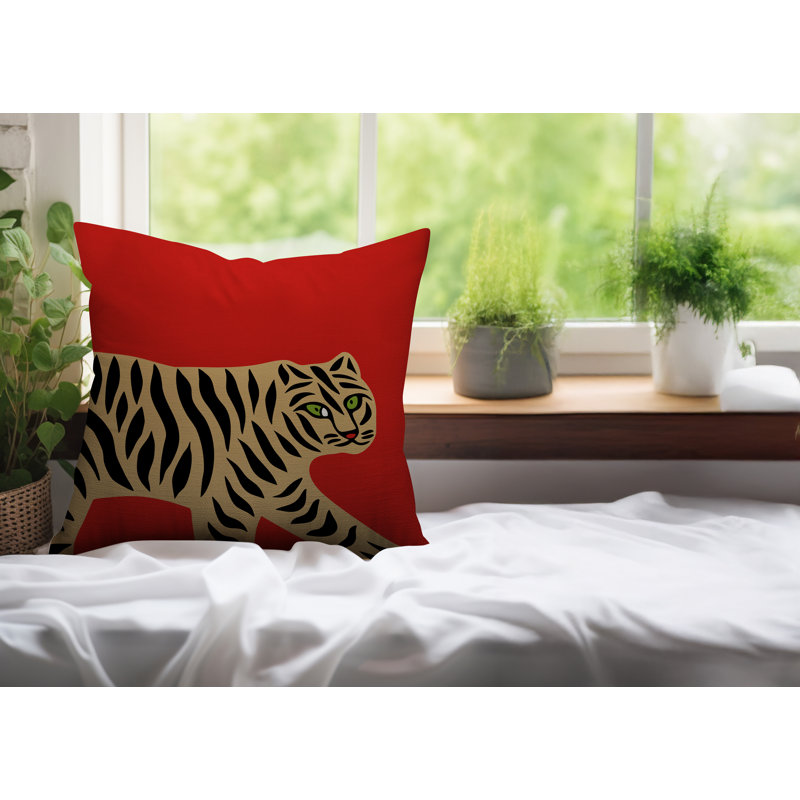 Oreiller carré intérieur / extérieur Gigi Tiger, H 16 po x l 16 po, Rouge
