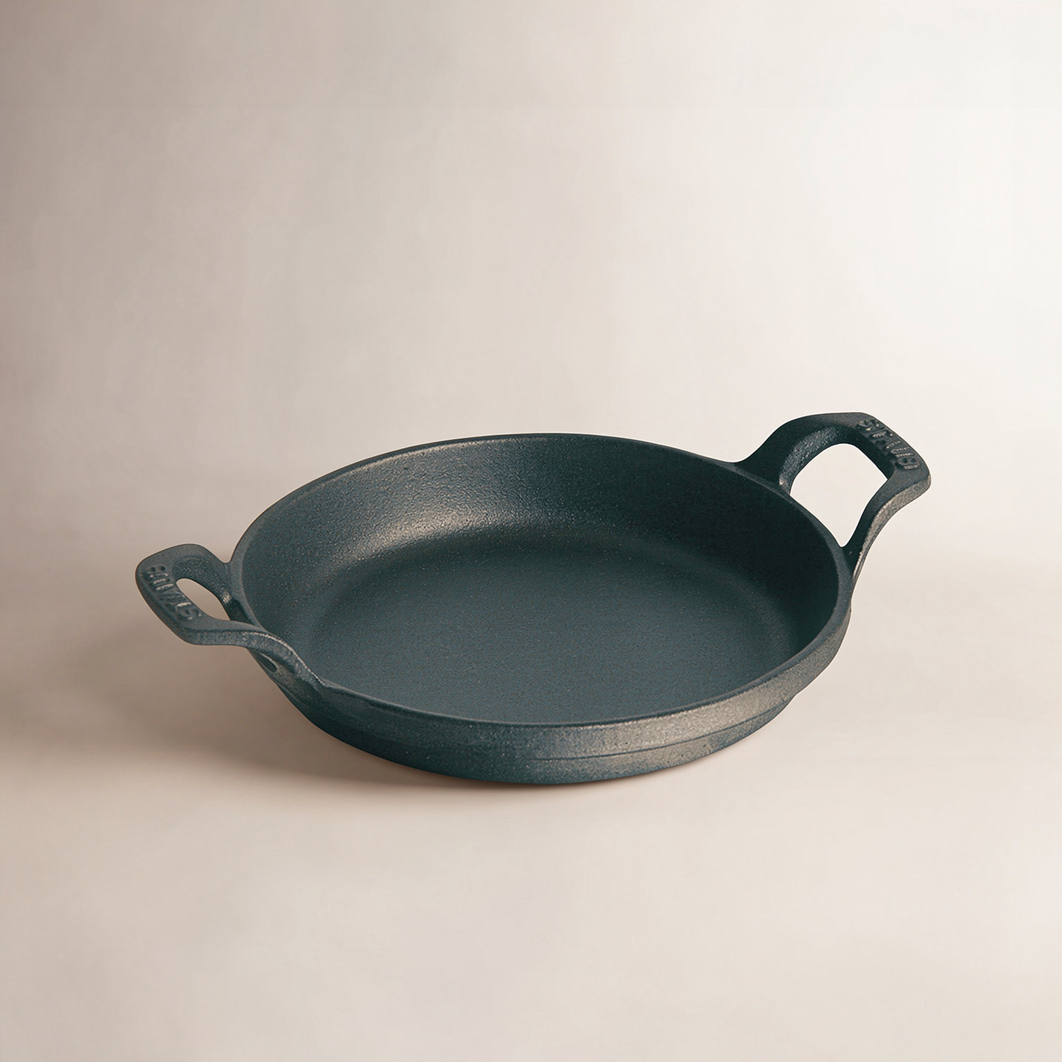 Staub Round Gratin Dish, Black Matte, 7.5""