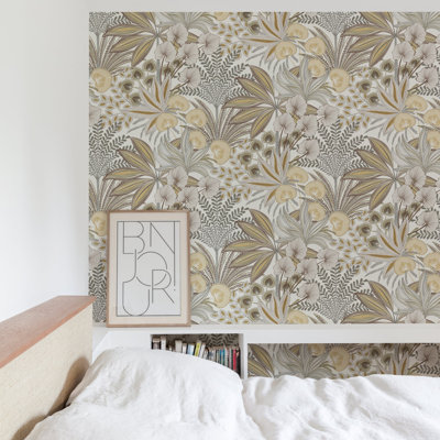 Karuna Collection Meadow Branched Leaves Wallpaper Roll