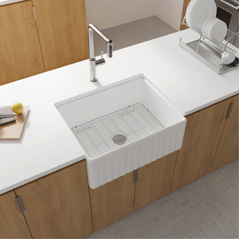 Évier de cuisine de ferme en argile réfractaire L 30 po x l 18 po avec grille et crépine