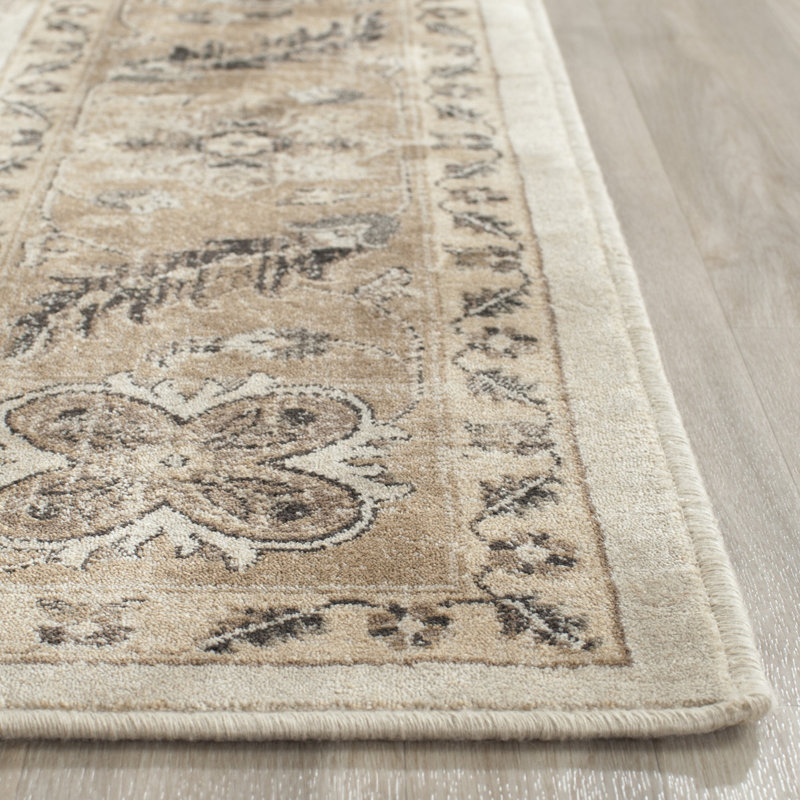 Tapis oriental Lyniya, Rectangle 5 pi 3 po x 7 pi 6 po