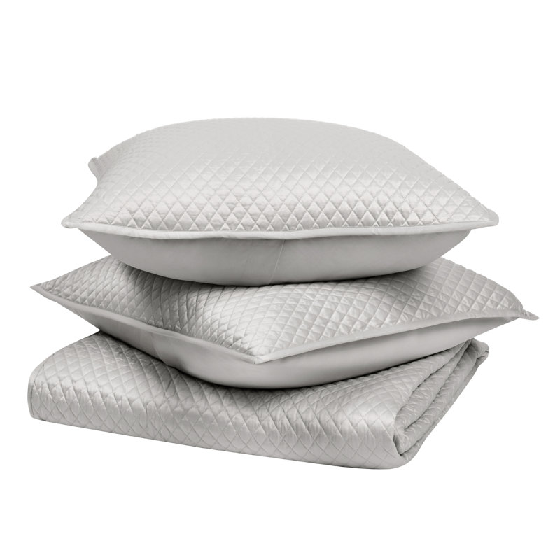 Diamond Sateen Quilt Set