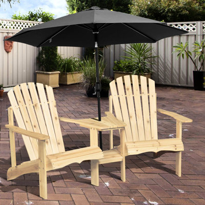 Paire de chaises en bois, chaises de patio pour l'extérieur avec trou de table et de parasol, pour cour de piscine sur terrasse, chaise Classy rustique deux, sièges de jardin, bois naturel confortable